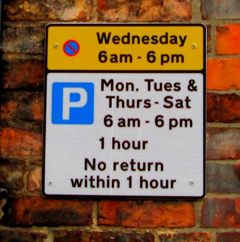 market hill car park sign for market day