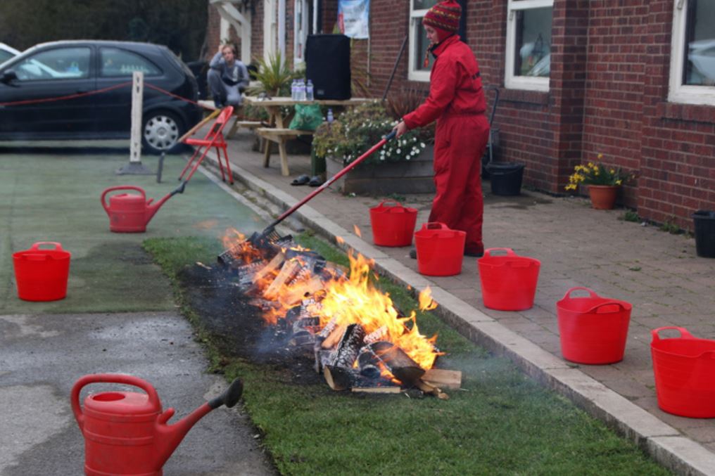 logs burning