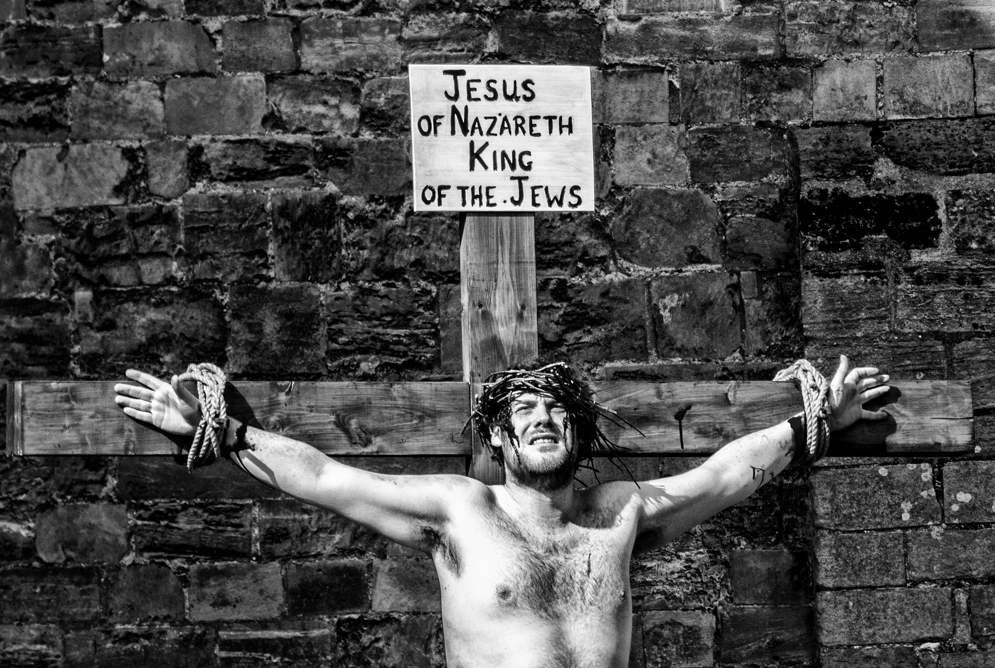 crucifixion 003