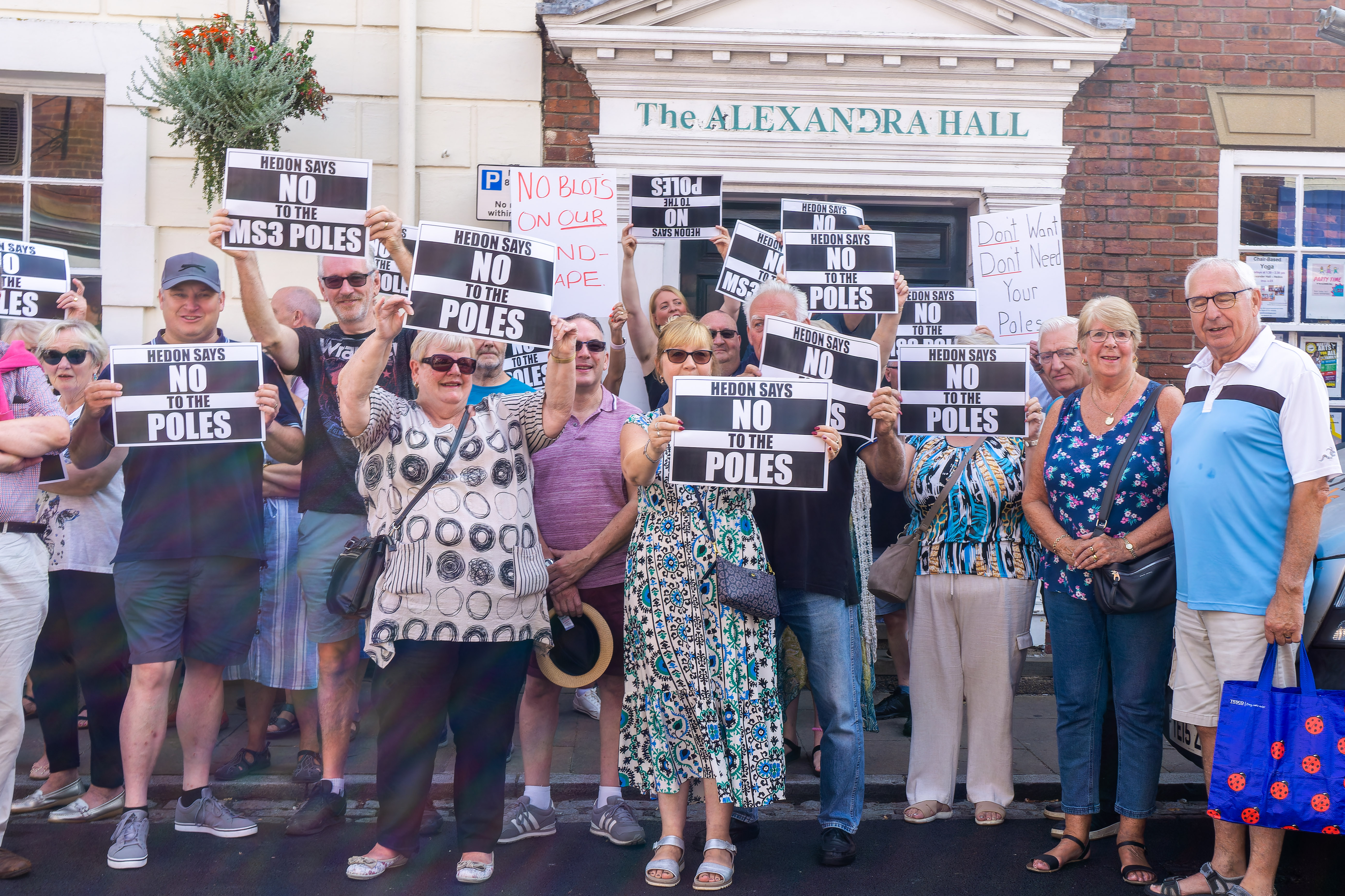 Protest Stop MS3 Poles 4