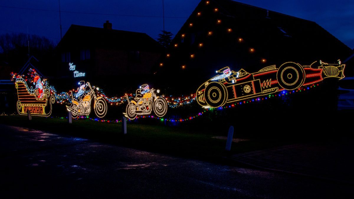 Santa motor sleigh Ottringham 2