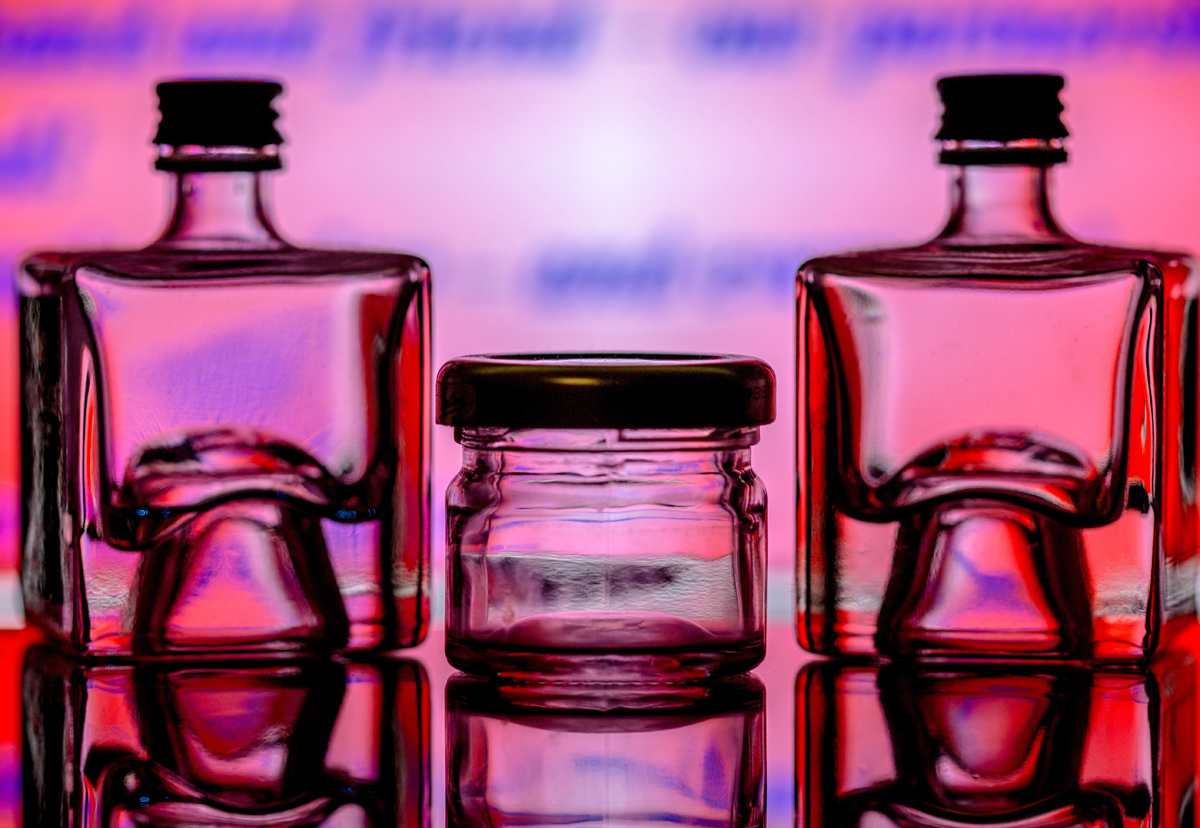 Red glass bottles square